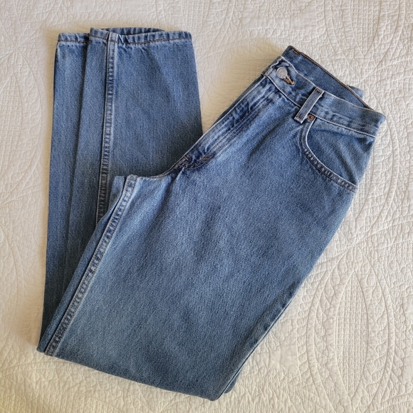 90s Vintage Levis 550 Relaxed Tapered Mom Jean - Picture 1 of 11